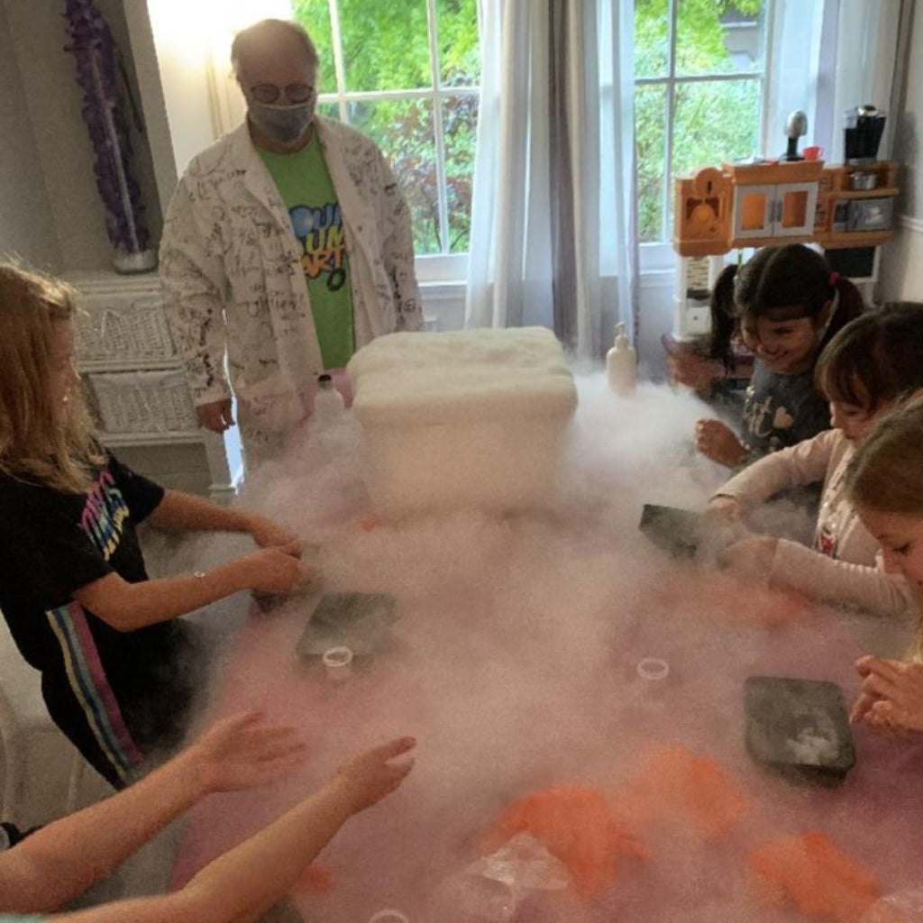 Fête à domicile glace sèche avec Bazou