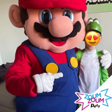 Fête mascotte avec cadeau Mario