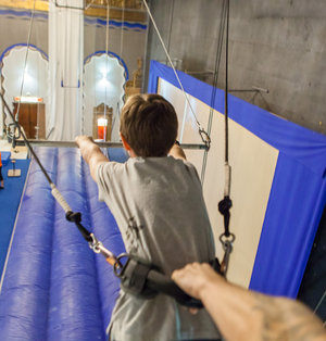 Trapezium - Le Château de Cirque-Fêtes d&