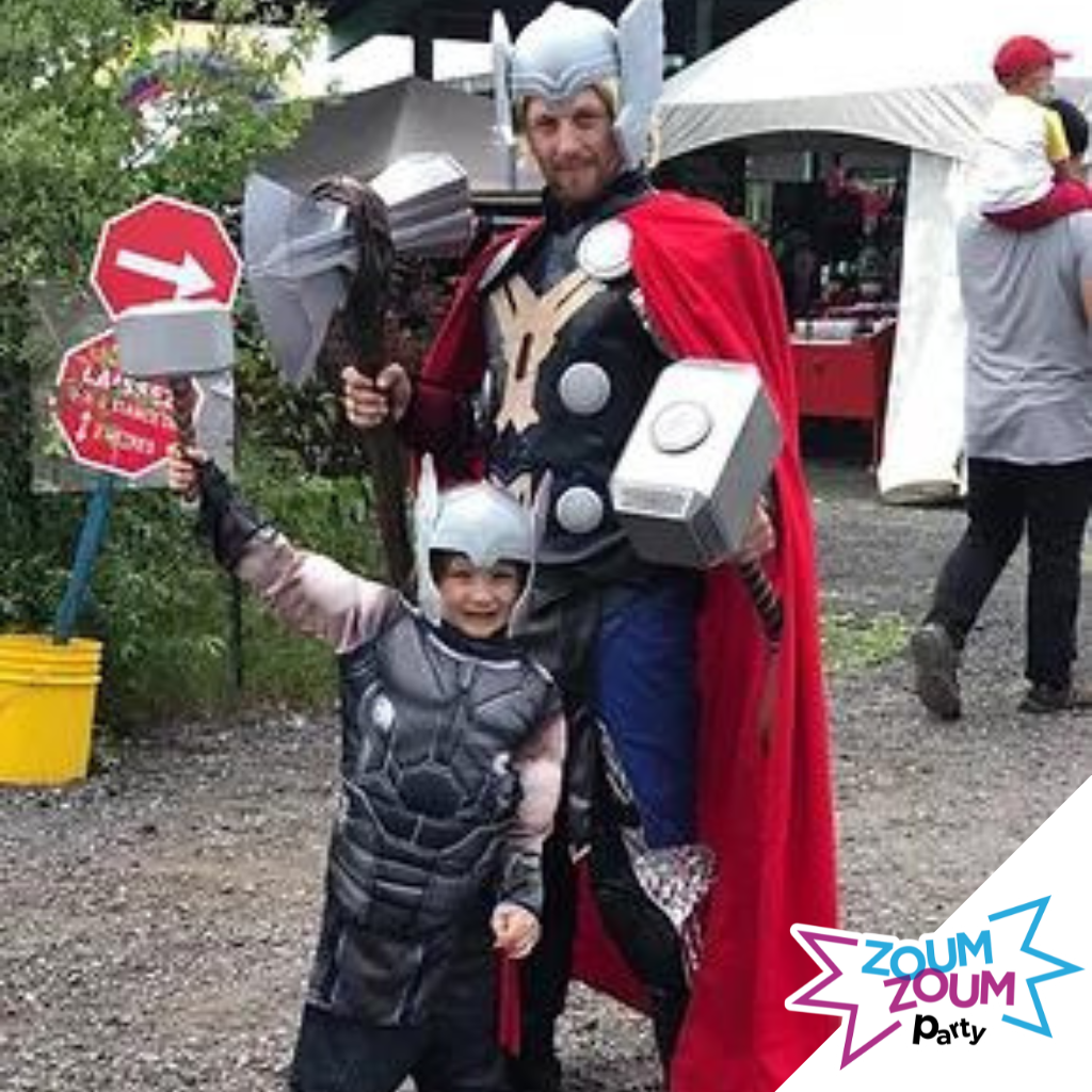 Fête superhéros avec Cadeau THOR